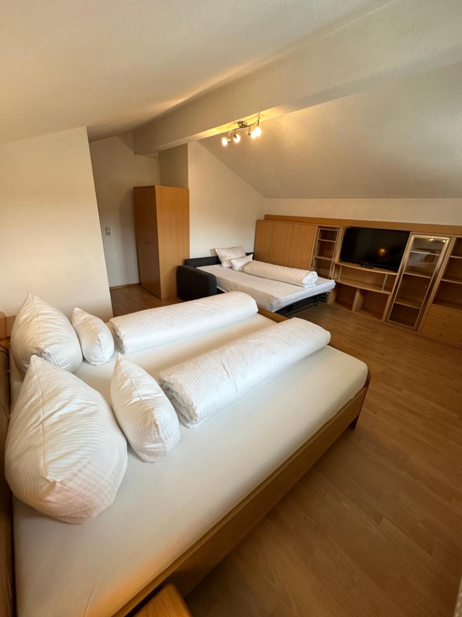 Deluxe Apart Bader Ервалд Екстериор снимка