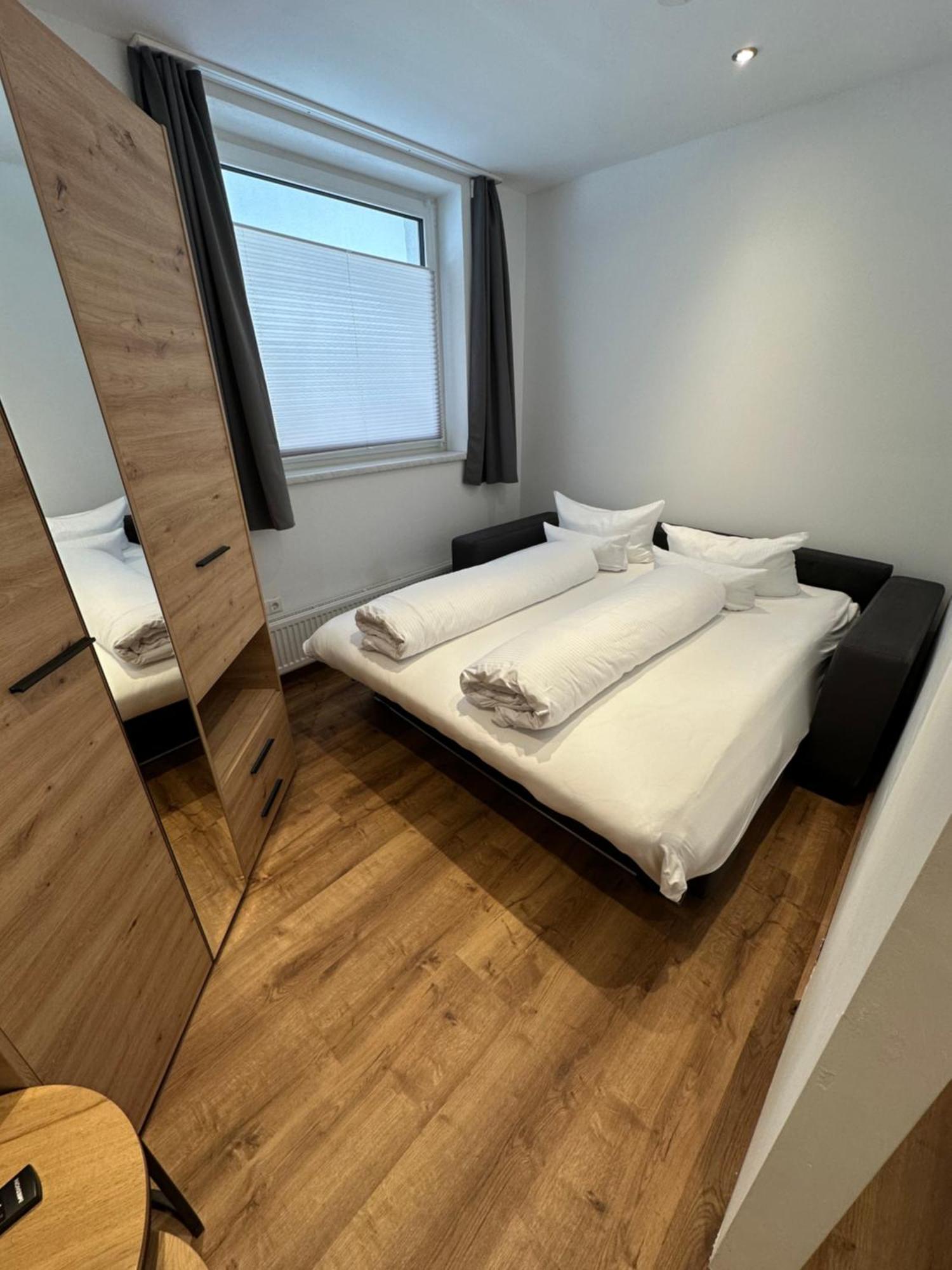 Deluxe Apart Bader Ервалд Екстериор снимка